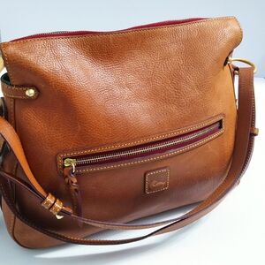 Dooney& Burke Women's Leather Shoulder Bag 13×5 Pre-owned.